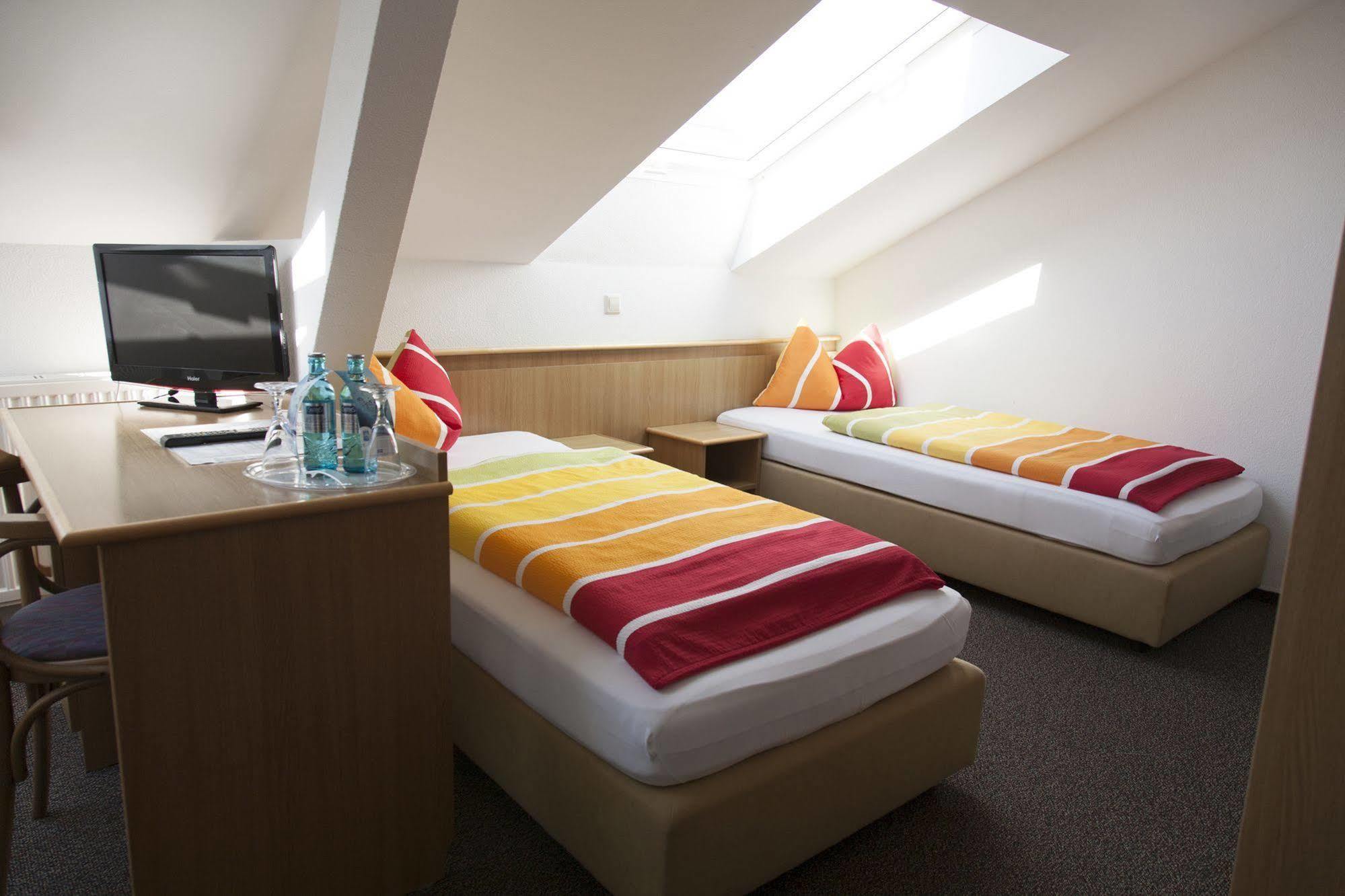 Hotel Albena - Garni Hotel Furstenwalde Ngoại thất bức ảnh